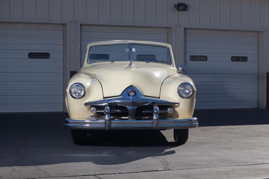  Frazer Manhattan Convertible Sedan (F5162) 1951 года  (фото 13 из 39)